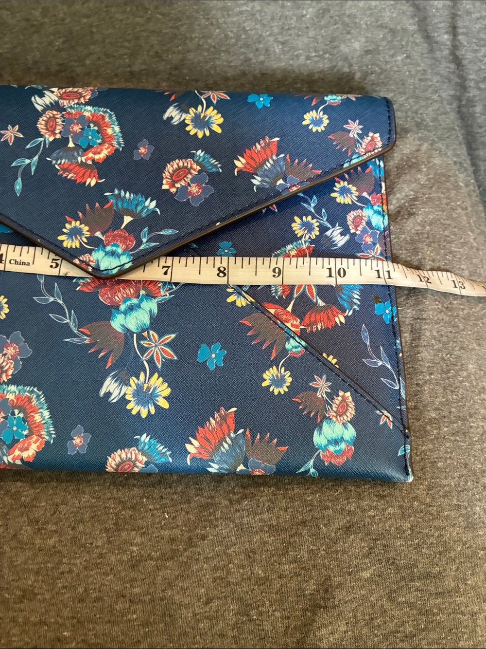 Rebecca Minkoff Navy Floral Envelope Clutch - Picture 7 of 8